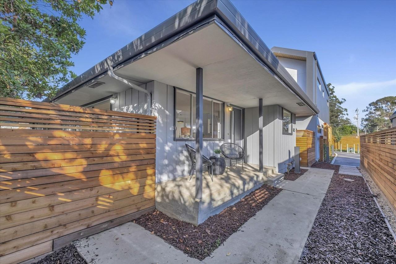 103 Darlington Ln - Photo 3 of 22