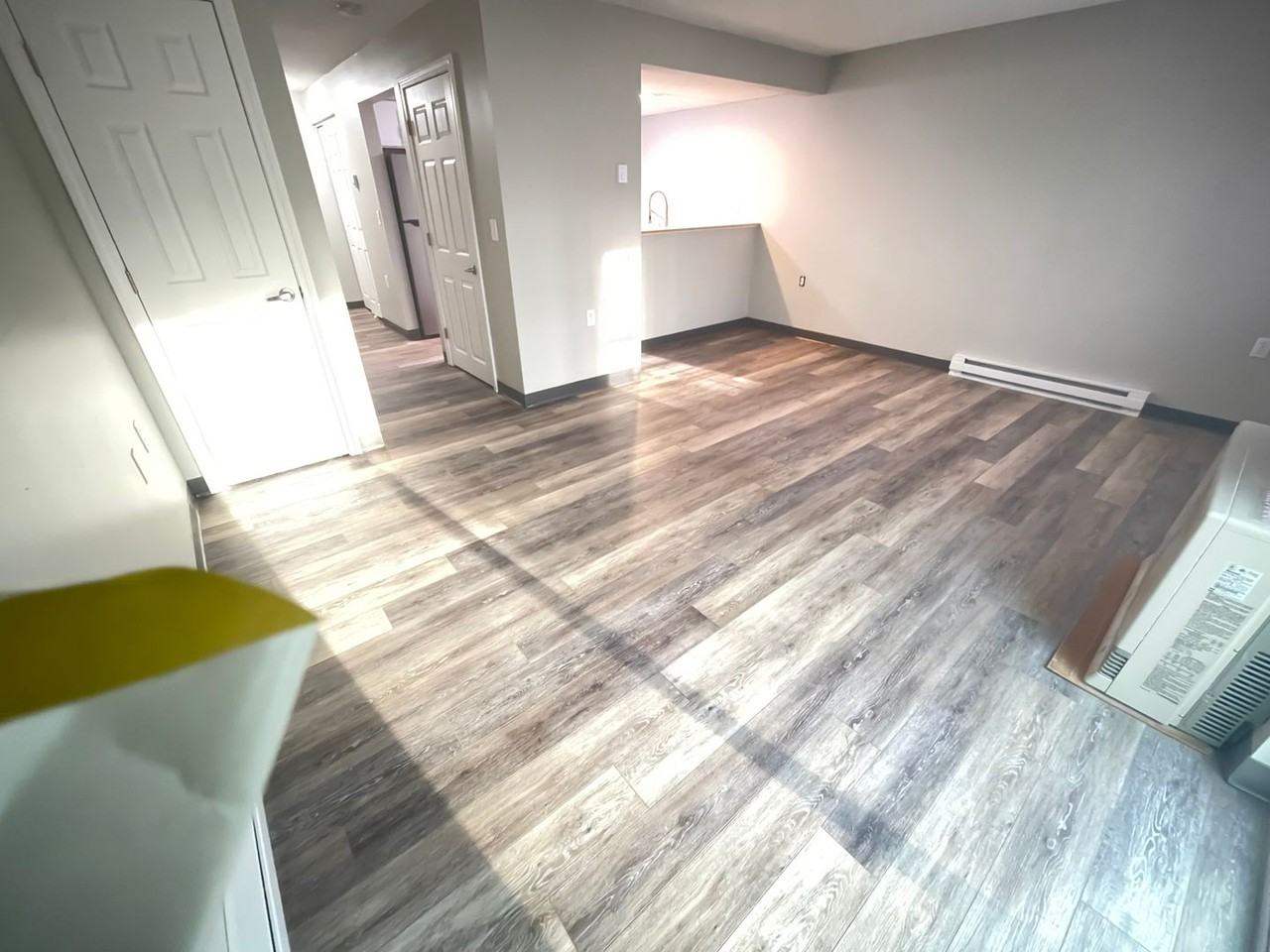 Oaks - Photo 2 of 13