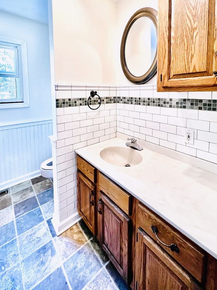 238 Spear St - Photo 3 of 8