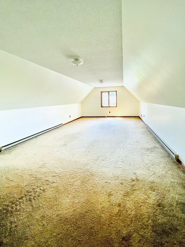 238 Spear St - Photo 6 of 8