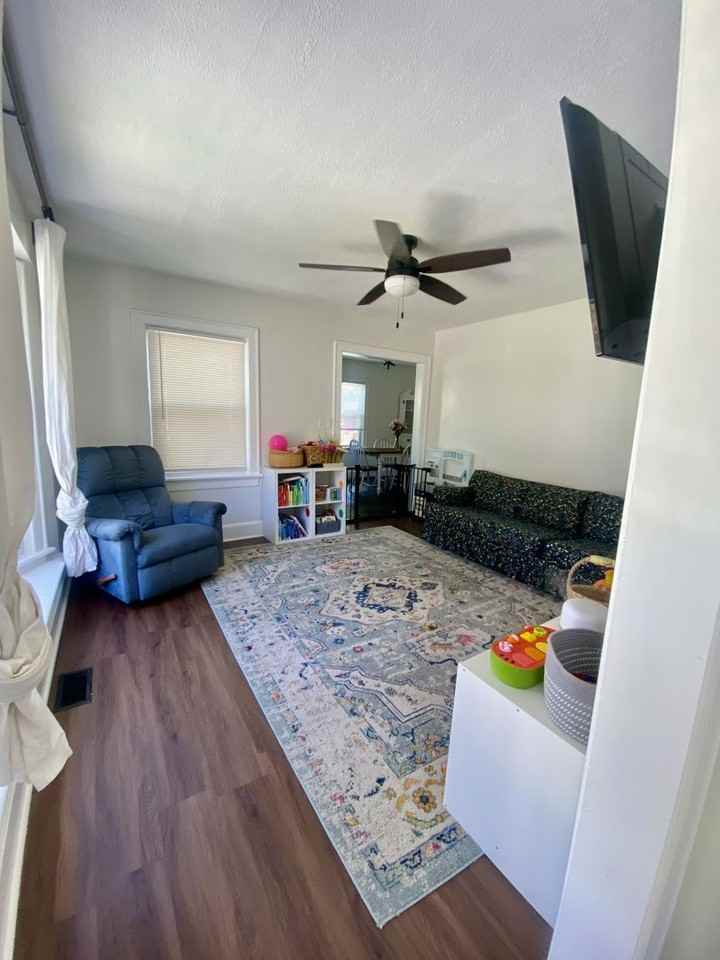 121 Winshire St - Photo 3 of 21