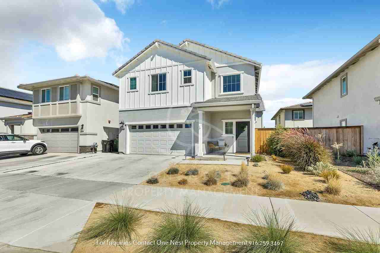 3293 America Dr - Photo 3 of 27