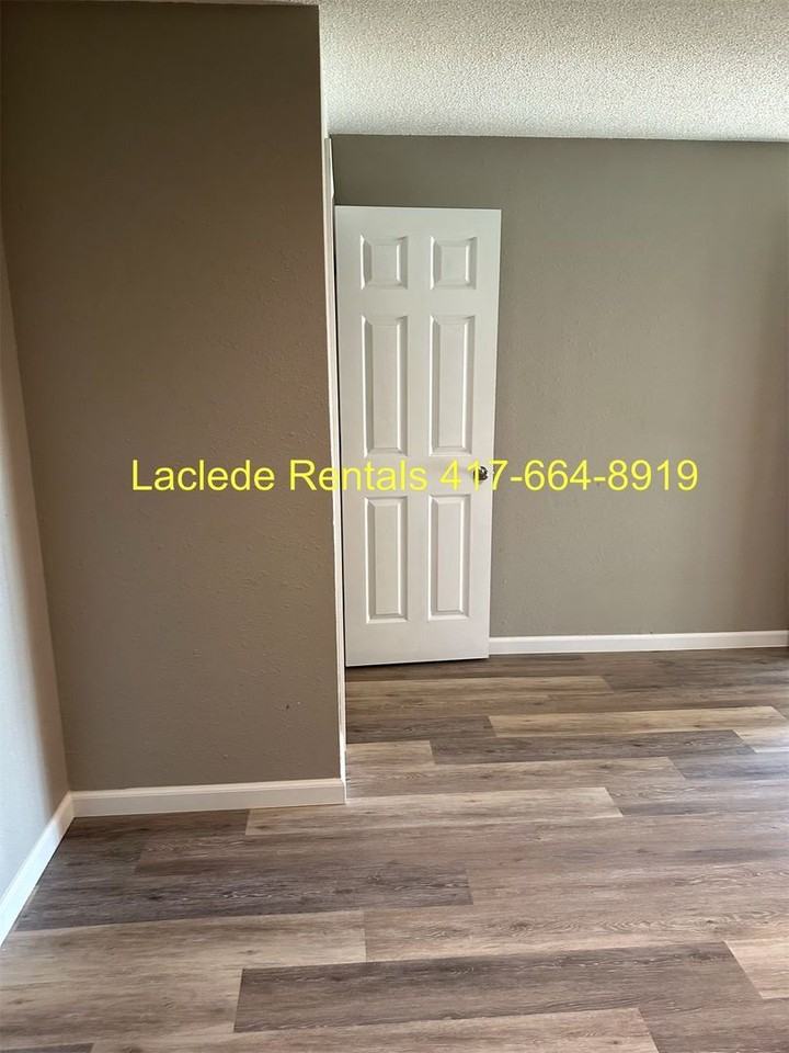 489 Dilworth Rd #6 - Photo 3 of 7