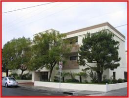 featured image of 4433 W 133rd St