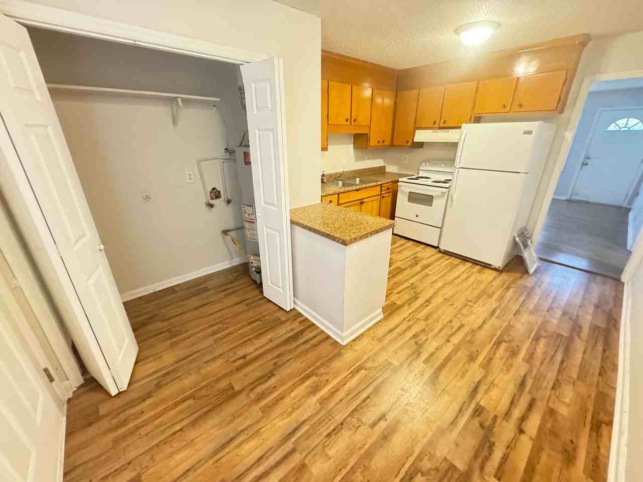 400 Stockton St - Photo 5 of 22