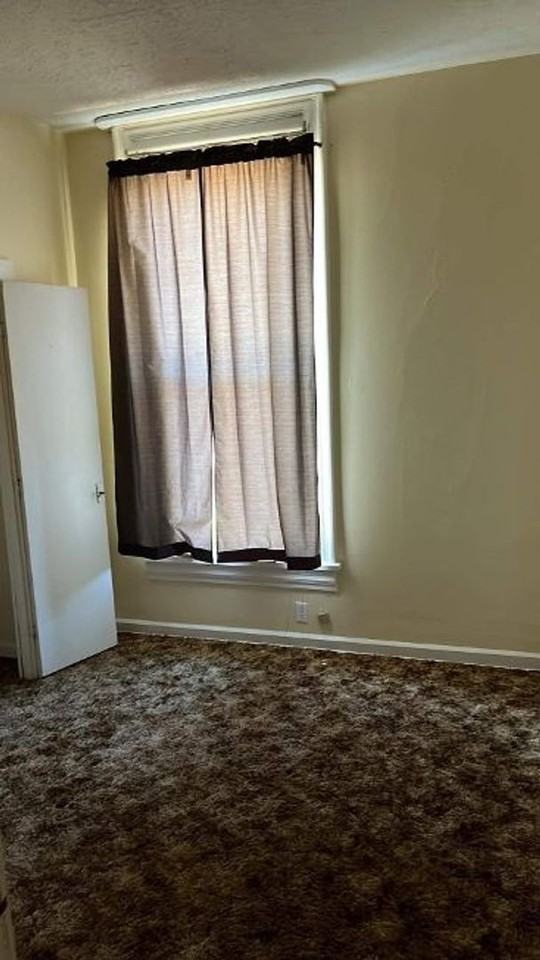 85 N Kennebec Ave #2 - Photo 6 of 7