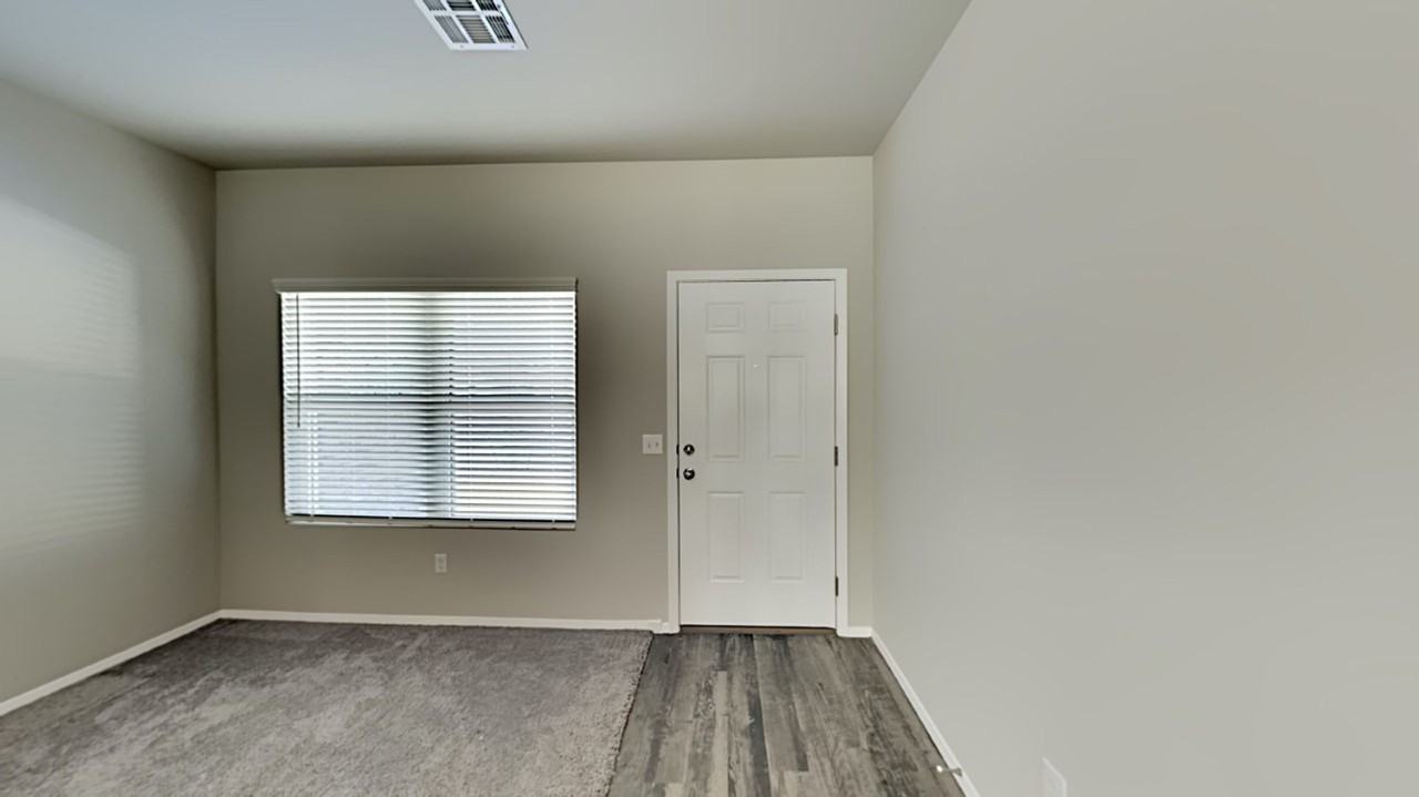 1833 Jack Rabbit Ln - Photo 3 of 16