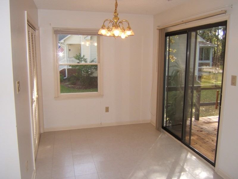 906 Nassau Ct - Photo 6 of 13