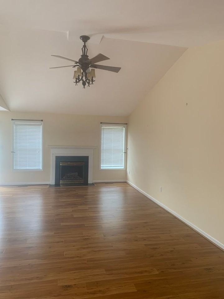 1245 Saddleback Rd - Photo 2 of 24
