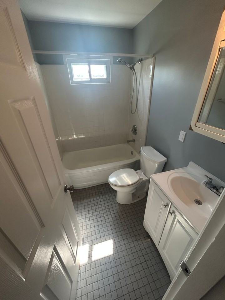 1562 Loney Ln - Photo 4 of 10