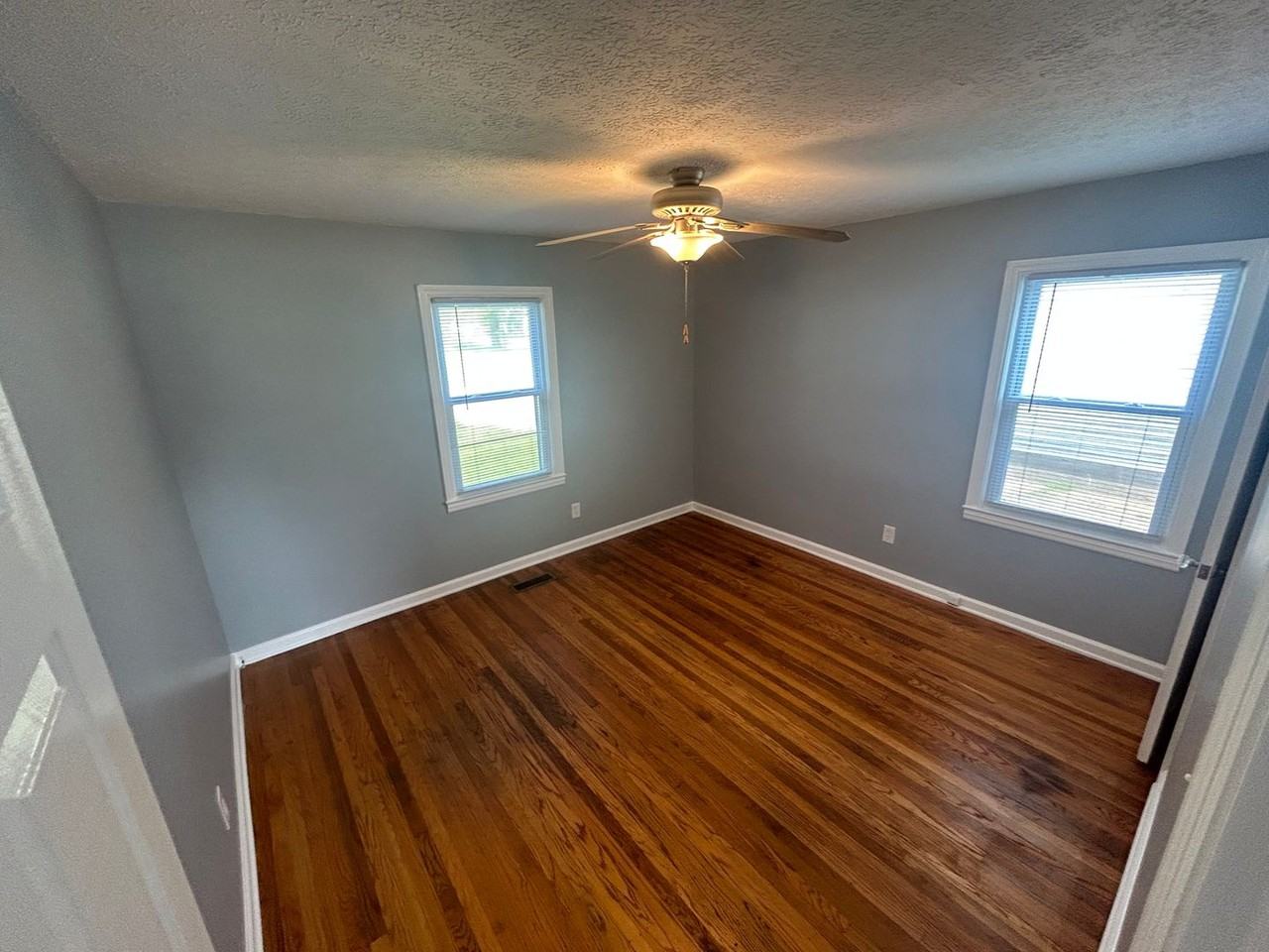 1562 Loney Ln - Photo 7 of 10
