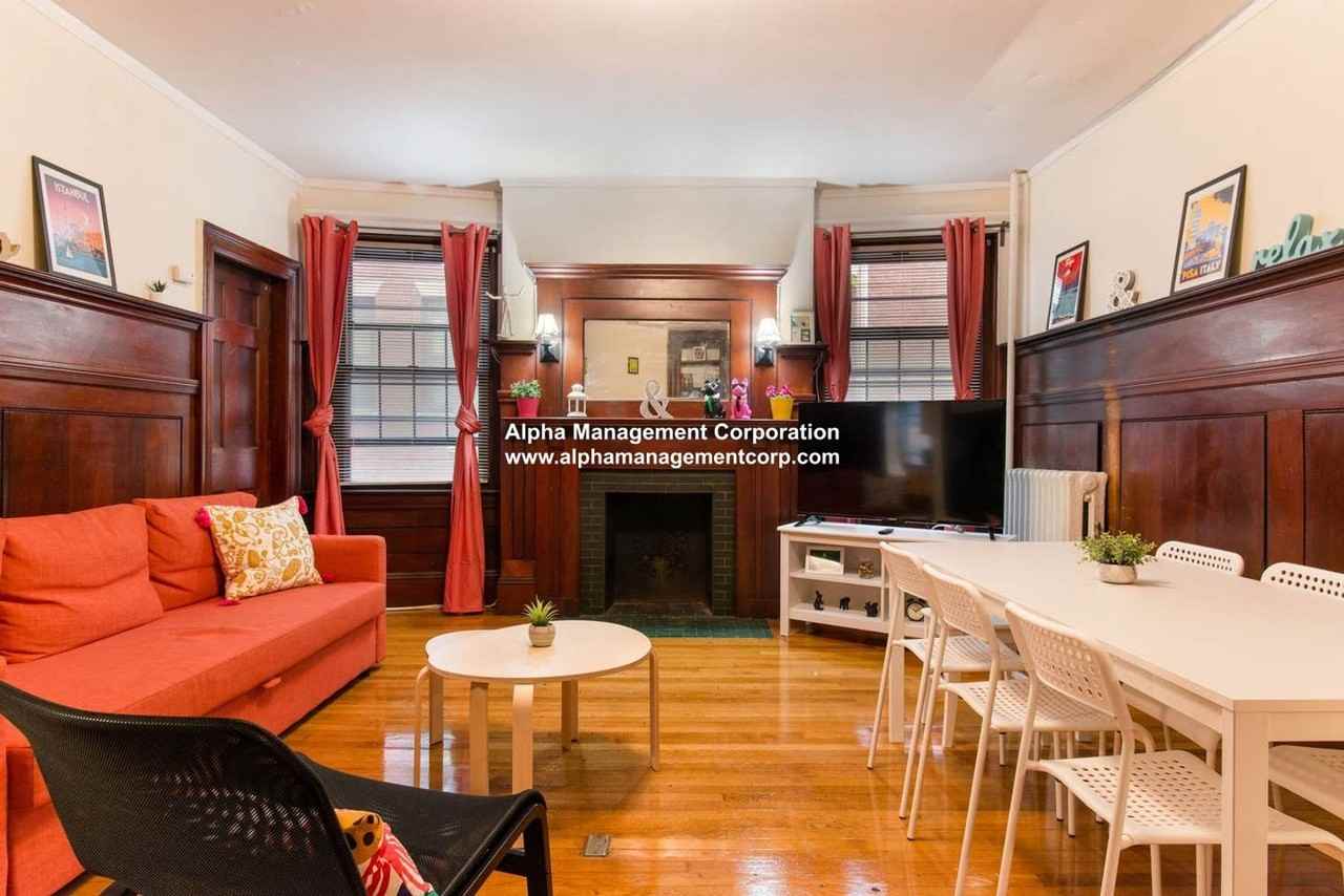 1247 Beacon St - Photo 6 of 13