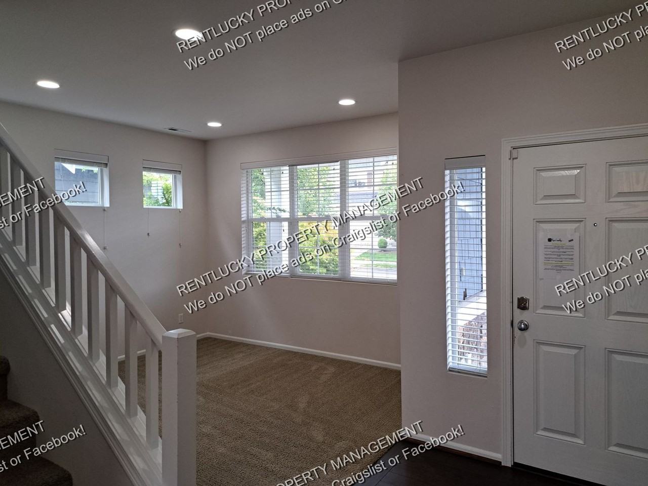 32229 49th Ave S - Photo 2 of 37