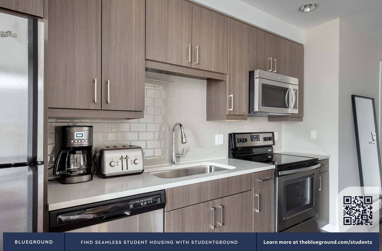 77 Exeter Street - Photo 7 of 16