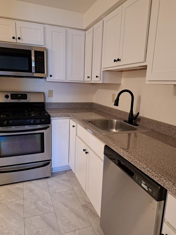 802 Horner Street (new) - Photo 2 of 9