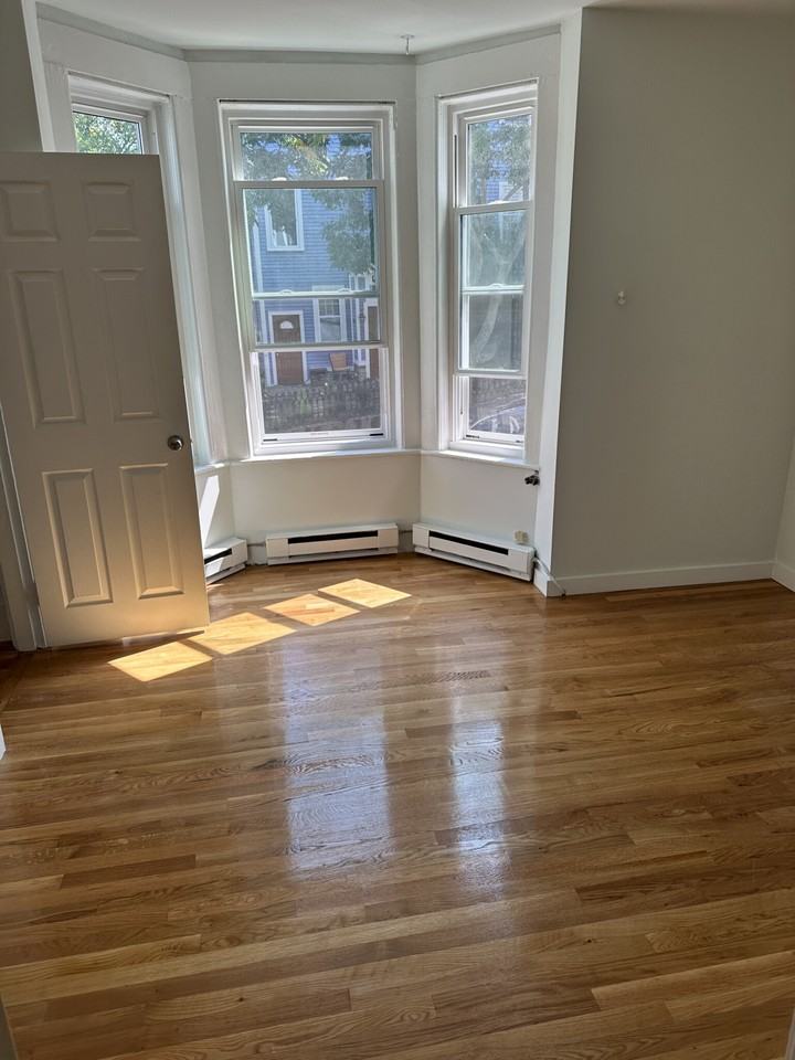 506 E Broadway #2 - Photo 2 of 13