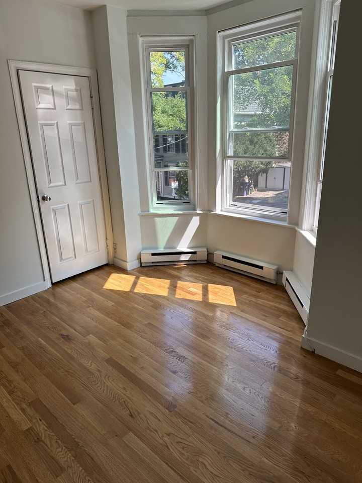 506 E Broadway #2 - Photo 7 of 13