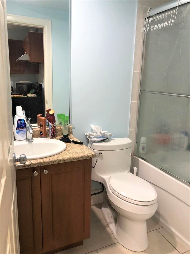 3845 Nanaimo Street - Photo 2 of 3