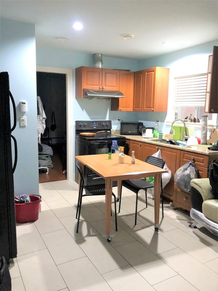 3845 Nanaimo Street - Photo 3 of 3