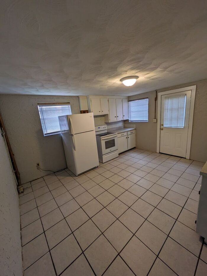 2968 Old Shelby Rd - Photo 3 of 9