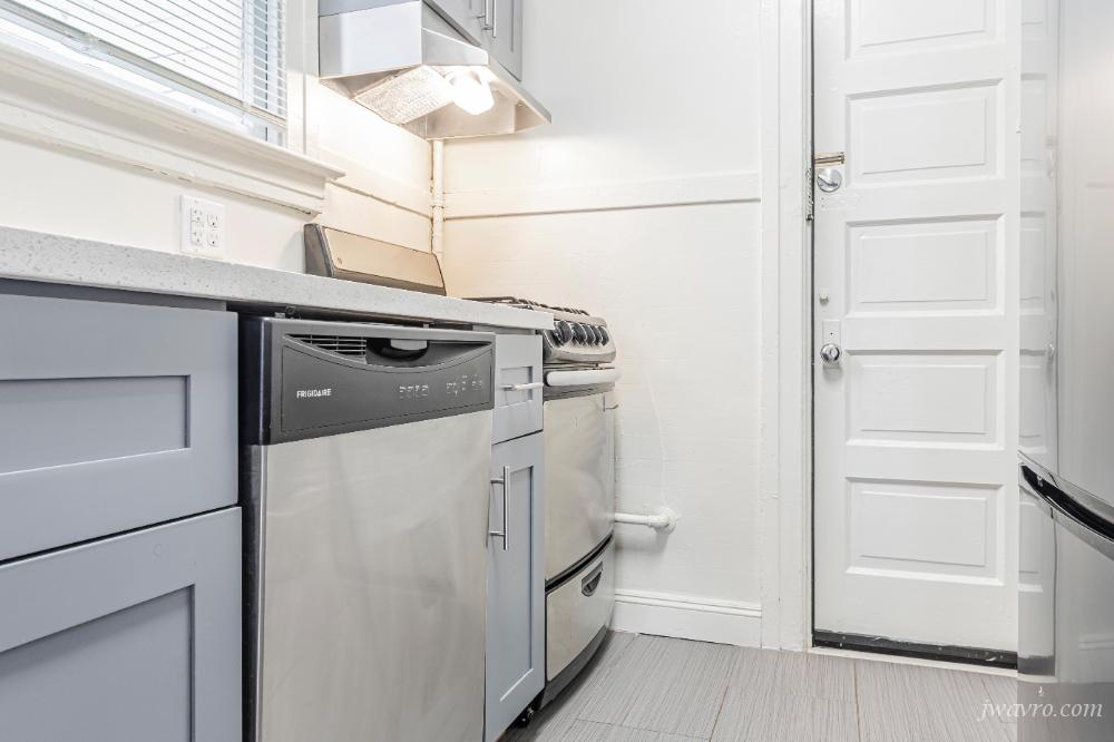 Taylor Street & Washington Street - Photo 3 of 19