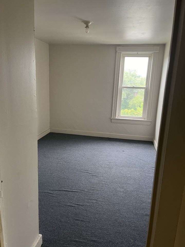257 State St #2 - Photo 3 of 5