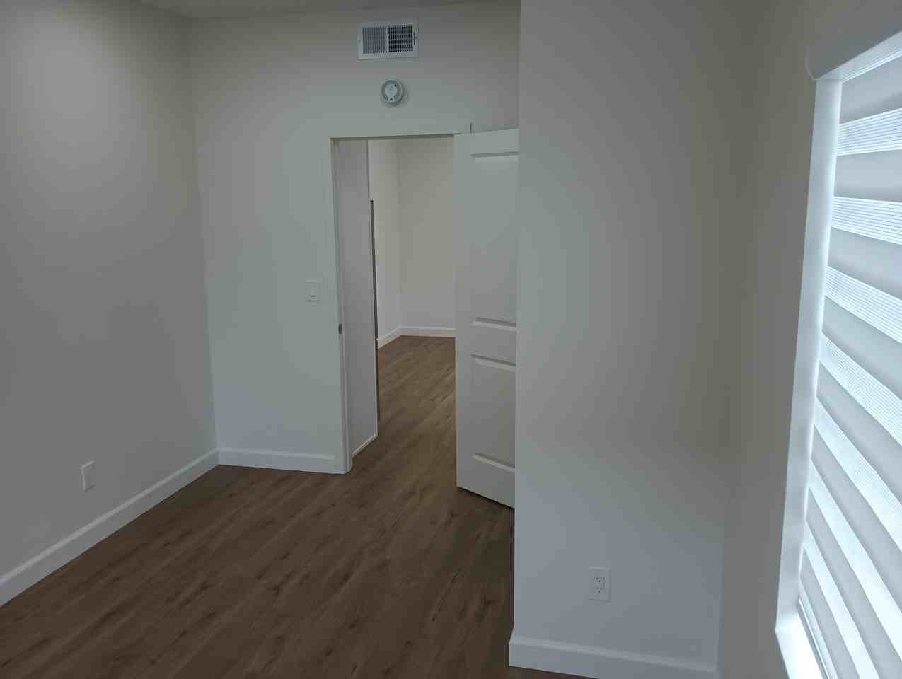 2340 Tampa Ave #L - Photo 4 of 11