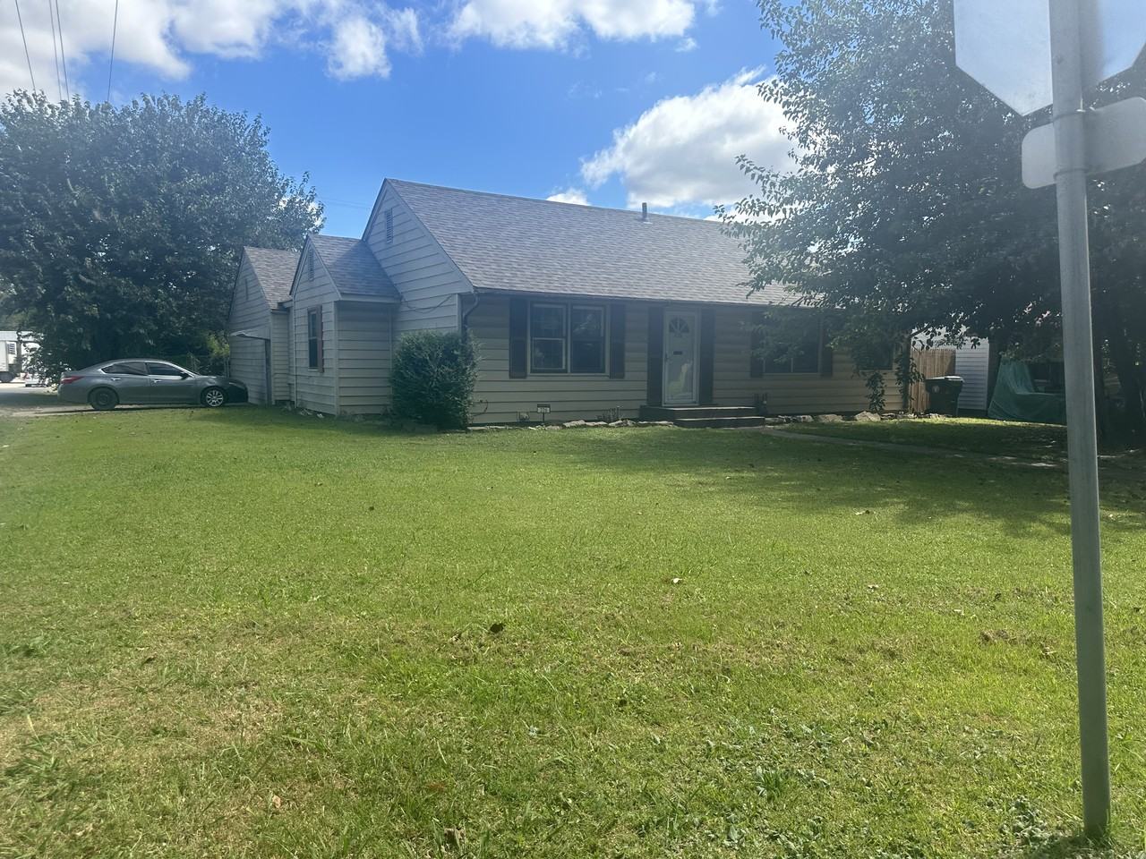 226 N 33rd St #NA - Photo 2 of 27