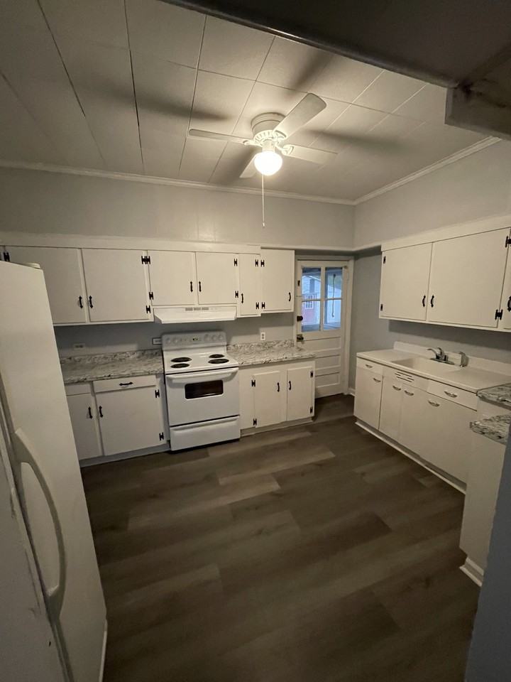 907 Breeden Hts #NA - Photo 3 of 11