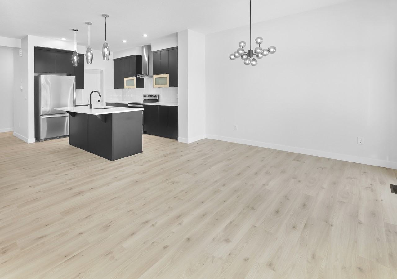 3028 169 St Sw #MAIN - Photo 4 of 24