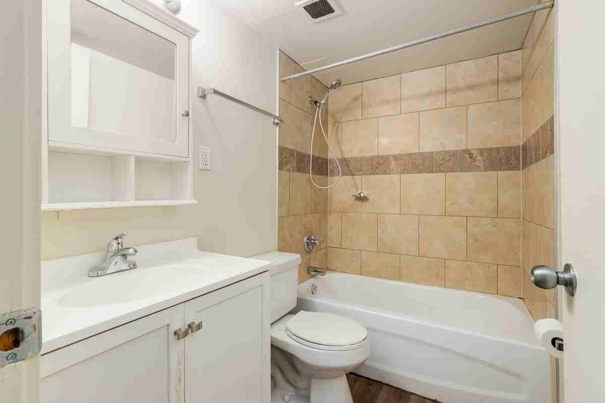 The Stanley - Photo 7 of 14