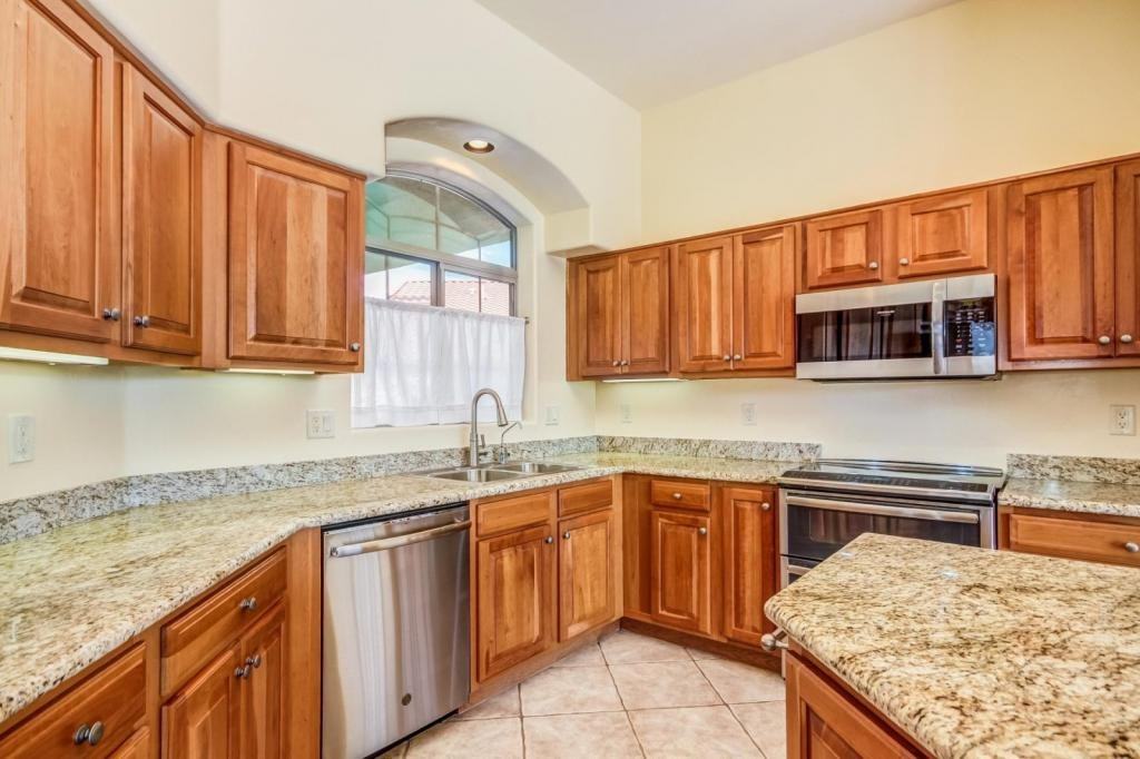 14059 E Fairway Bluff Ct - Photo 4 of 23