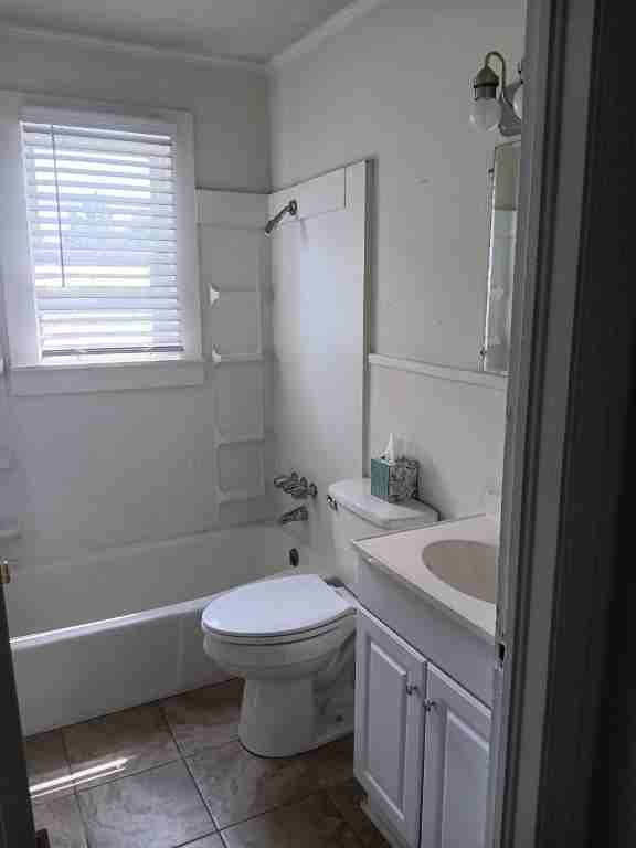 1602 Joyner Ave - Photo 2 of 6