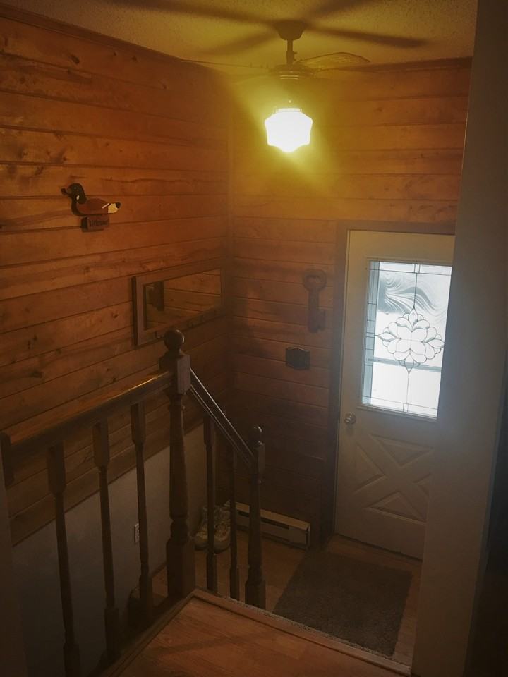 2125 Soldiers Ln - Photo 2 of 18
