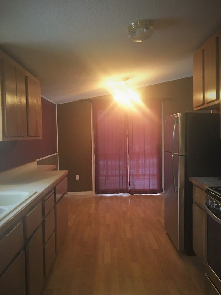 2125 Soldiers Ln - Photo 3 of 18