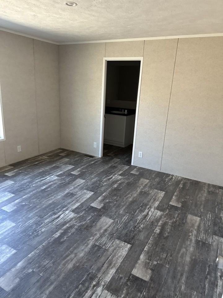 26 Shady Brook Dr - Photo 3 of 6