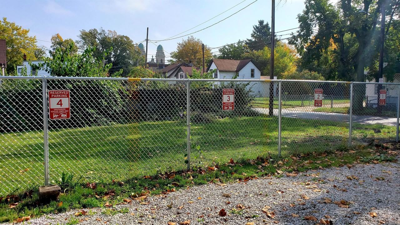 6901 Madison Ave #4 - Photo 5 of 24