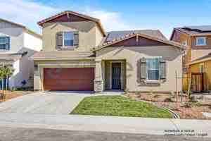 featured image of 1072 Luna Dr