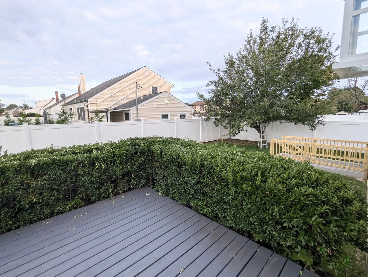 46 Vandewater St #NA - Photo 3 of 20