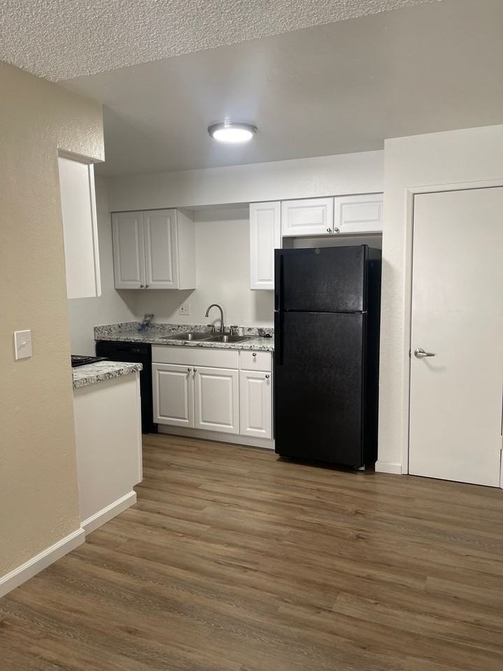 1625 Richland Avenue - Photo 4 of 50