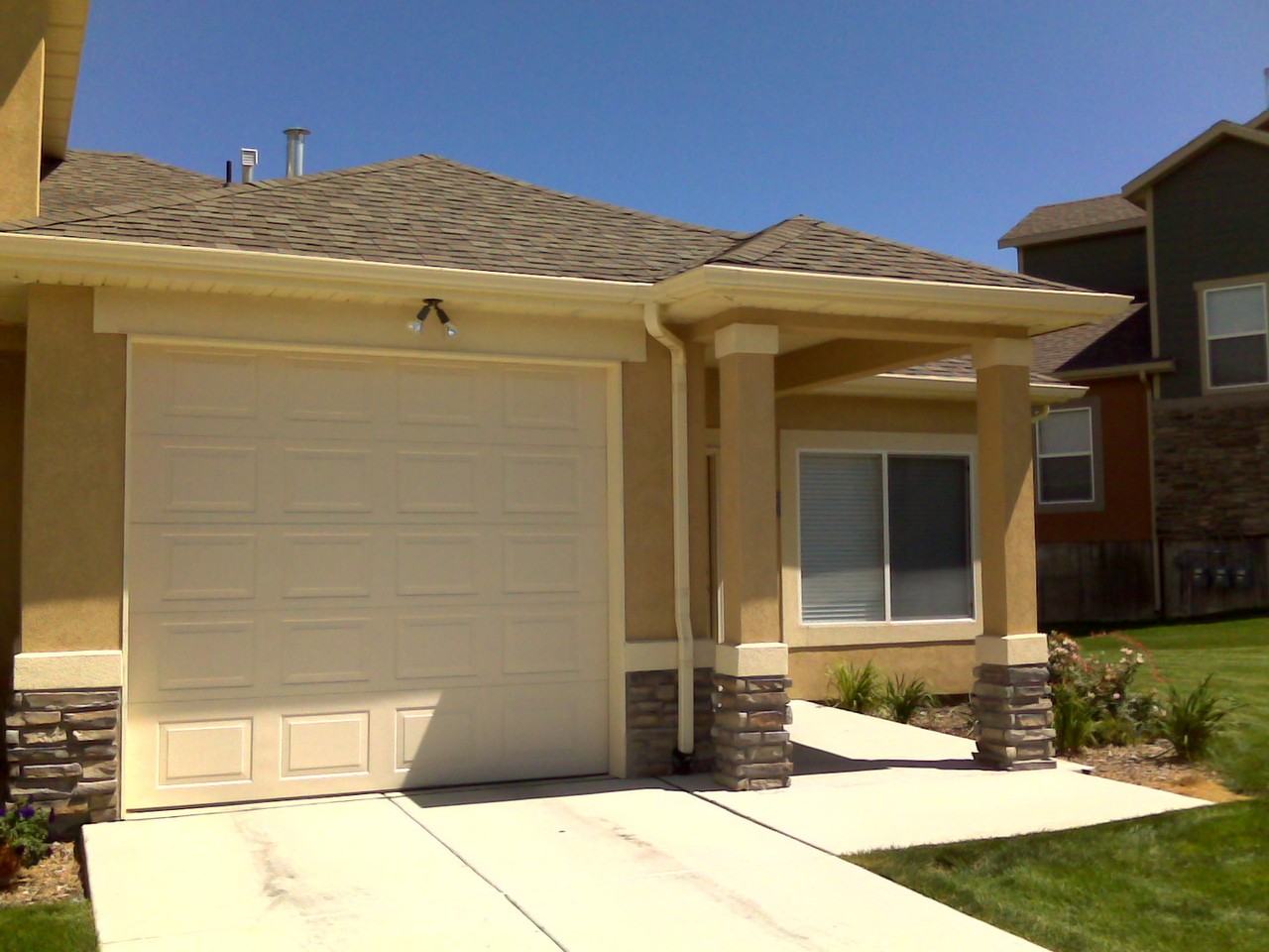 Boulders Rentals - Photo 6 of 29