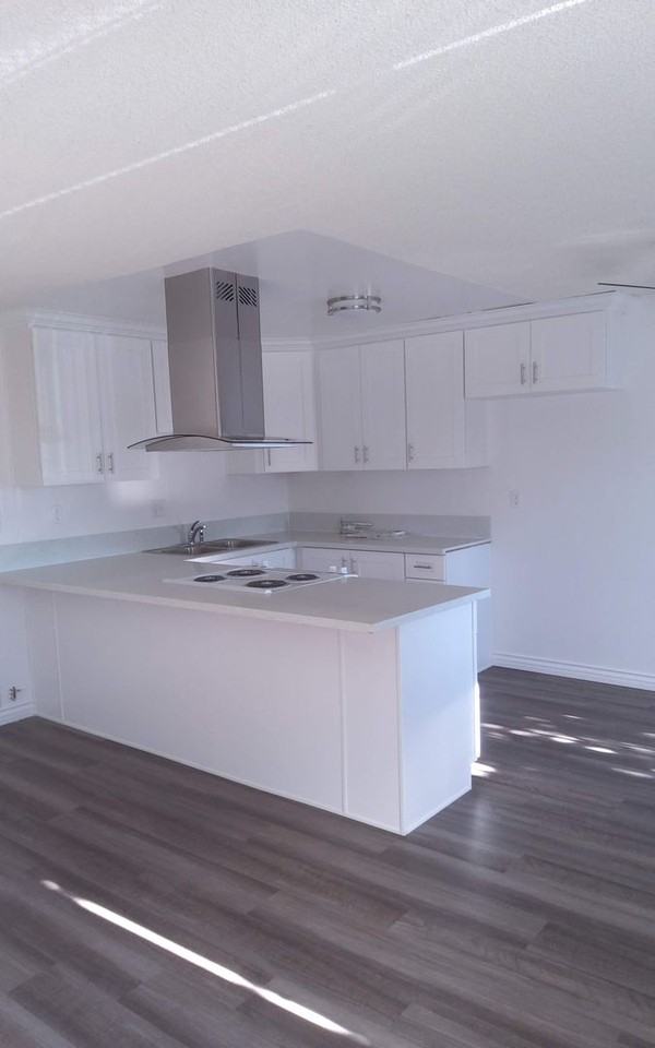 Cyrano Apartments - Photo 4 of 14