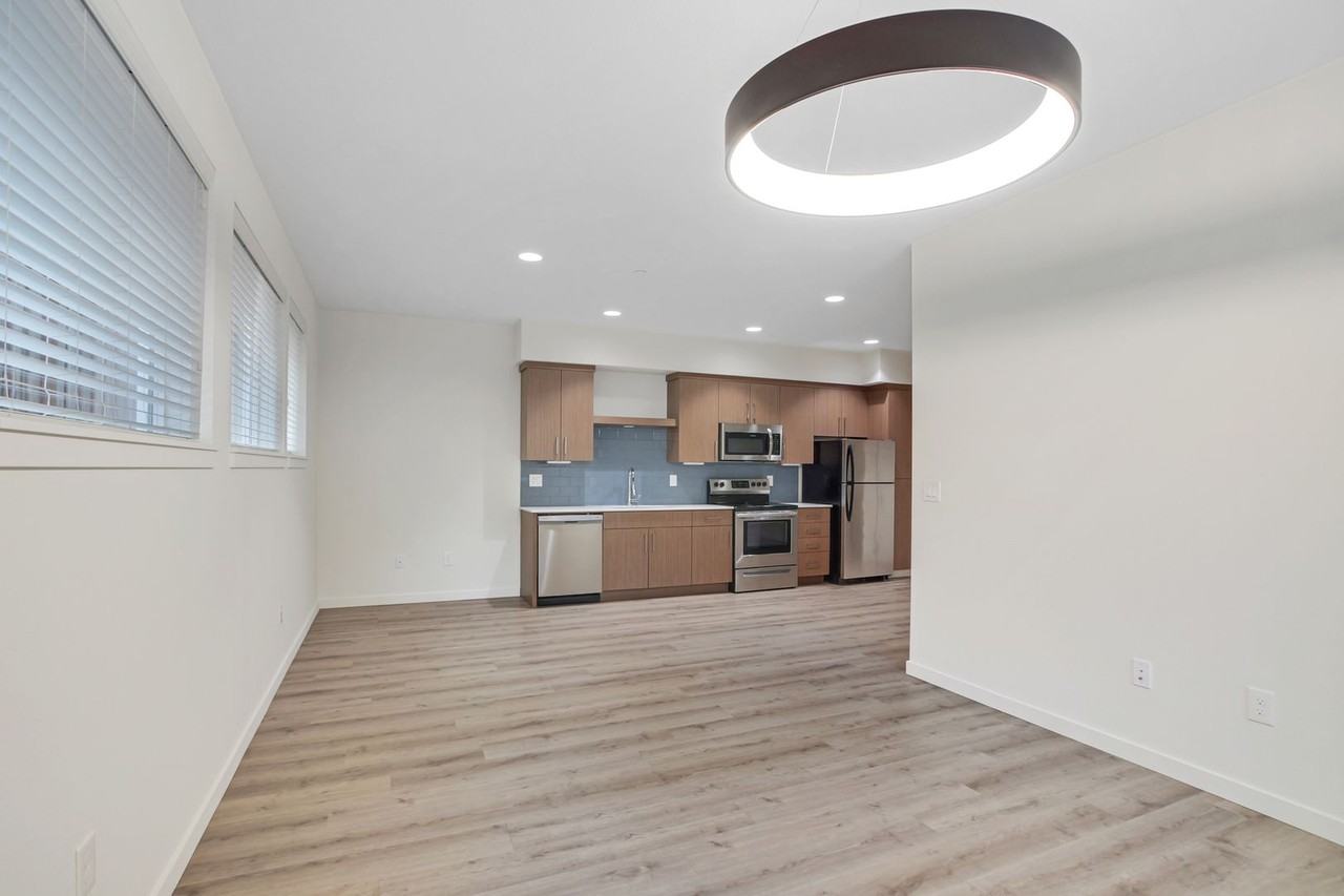 Ellie Jean Apartments - Photo 5 of 24