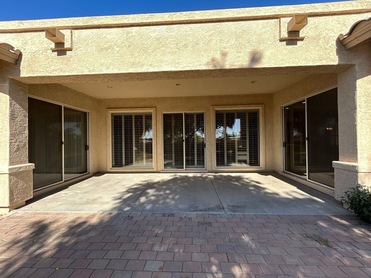 1414 N Robin Ln - Photo 2 of 50