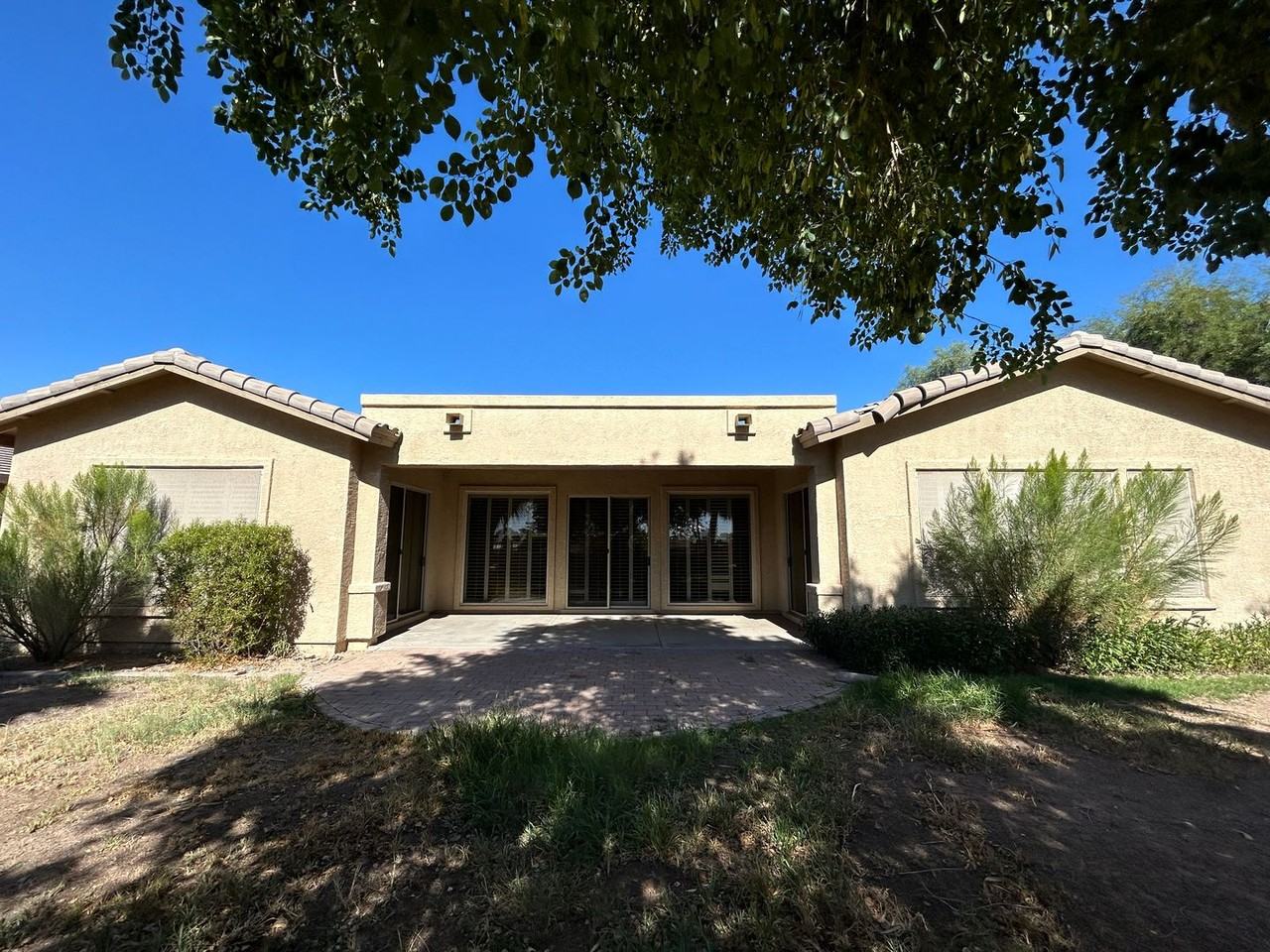 1414 N Robin Ln - Photo 3 of 50