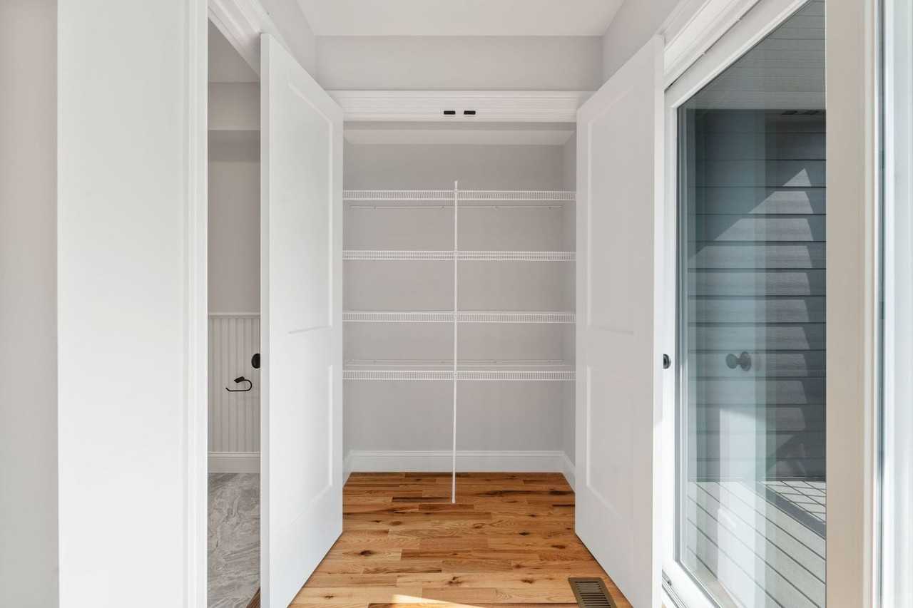 Yokens of Portsmouth - Photo 6 of 50