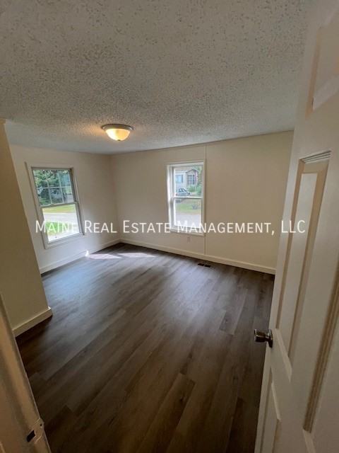 26 Pond View Rd - Photo 2 of 12