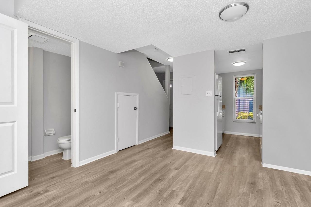 5112 E Temple Heights Rd - Photo 5 of 23