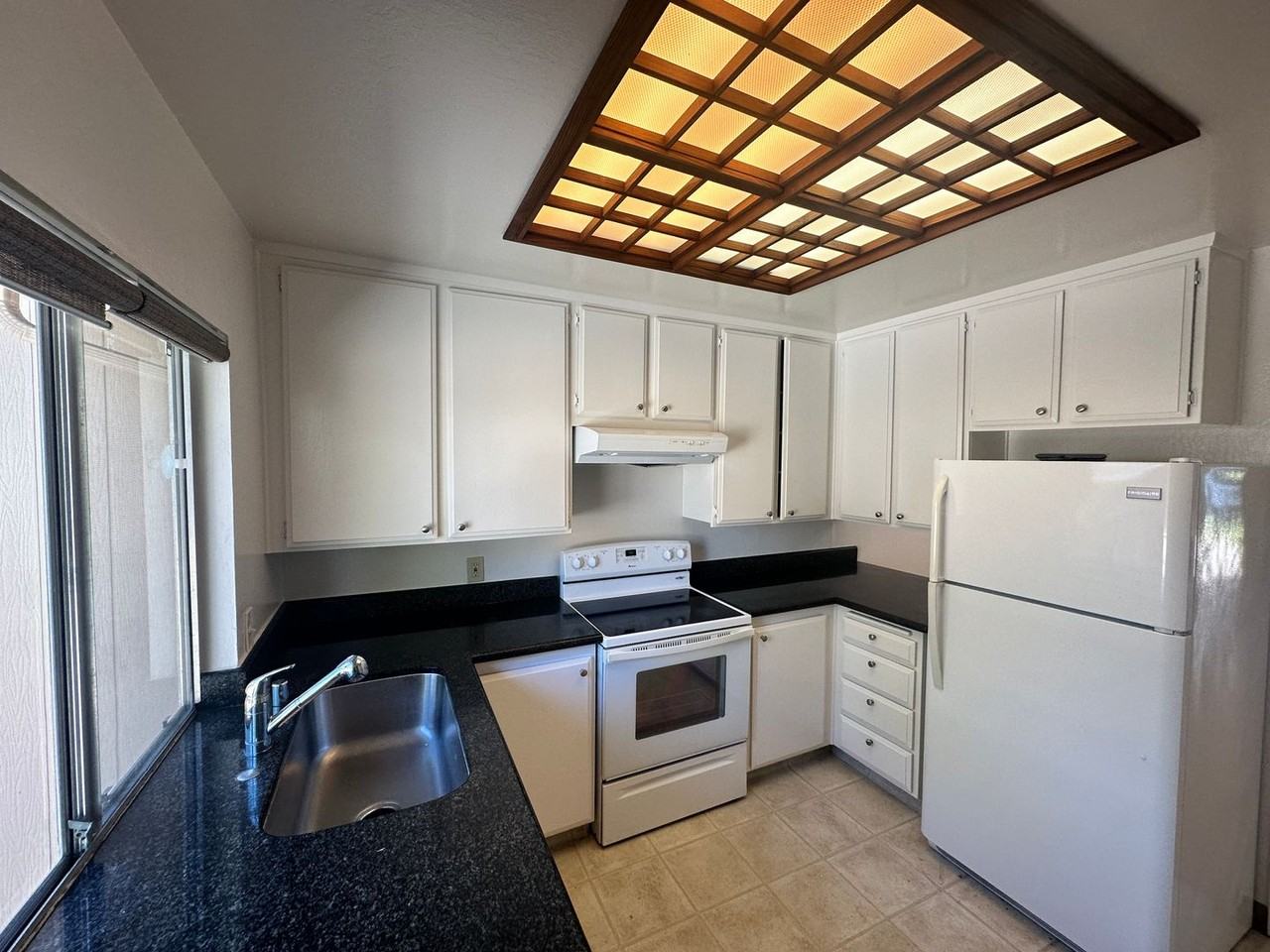 10165 Swan Oak Ln - Photo 3 of 19