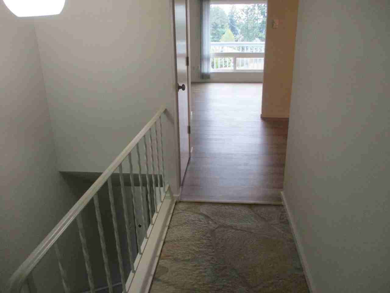 6409 Soundview Dr - Photo 2 of 22